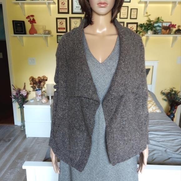 Elie Tahari Open Front Cardigan Sweater - Picture 2 of 13
